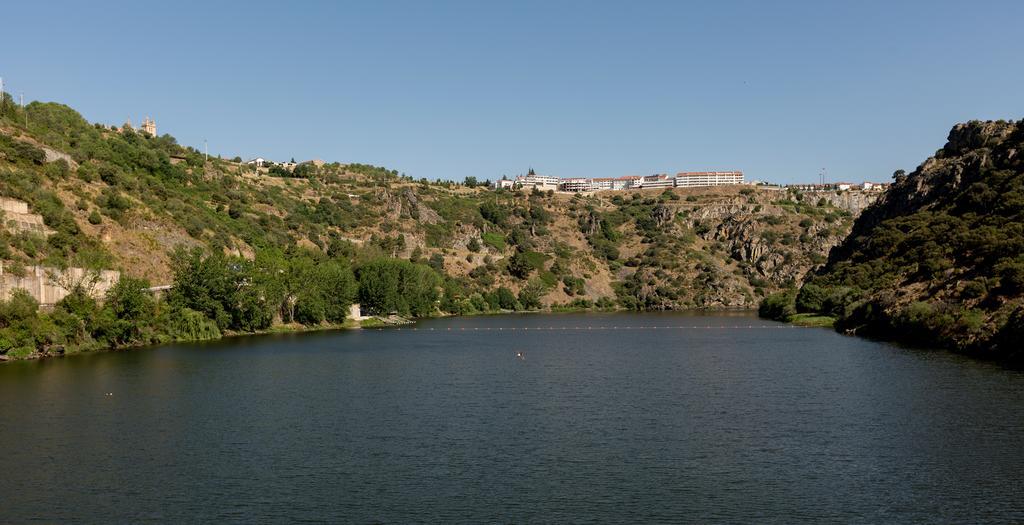 Hotel Parador Santa Catarina Miranda do Douro Exterior foto